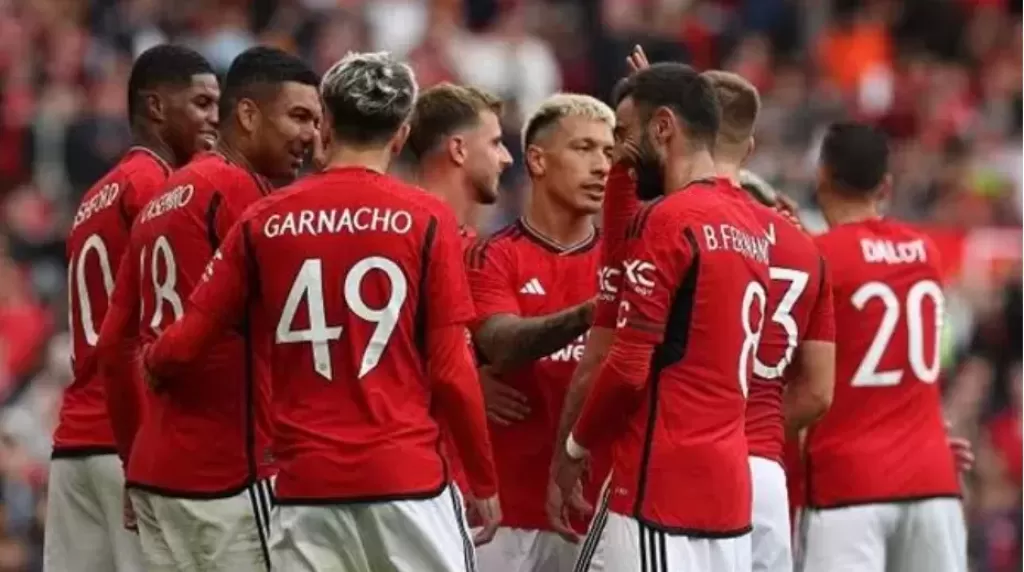 السعودية ستتوج بالبطولة!! اسطورة مانشستر يونايتد ينهي الجدل ويتوقع بطل خليجي 26