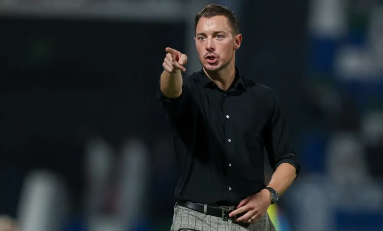 منبوذ يايسله يقترب رحيله