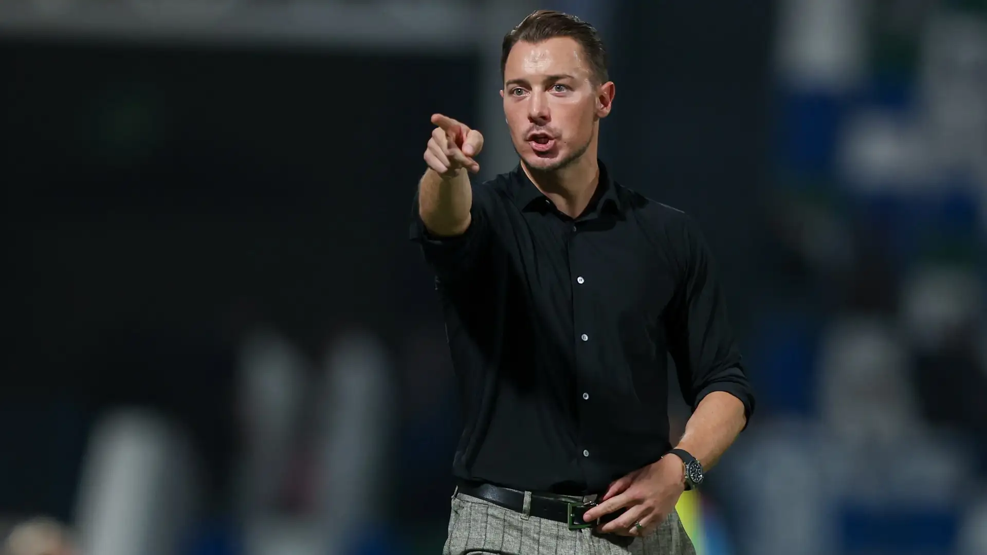 منبوذ يايسله يقترب رحيله