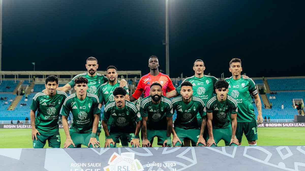 هل يحلّ الأهلي السعودي