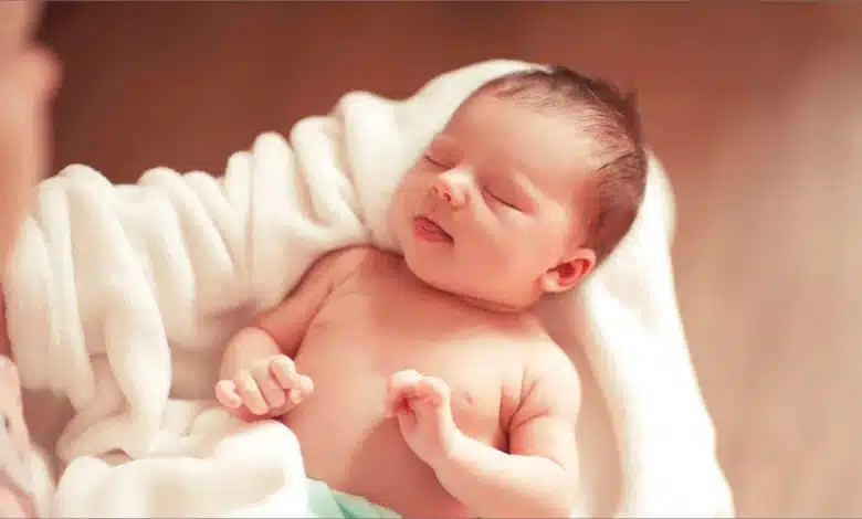 أفضل رسالة تهنئة بمولود