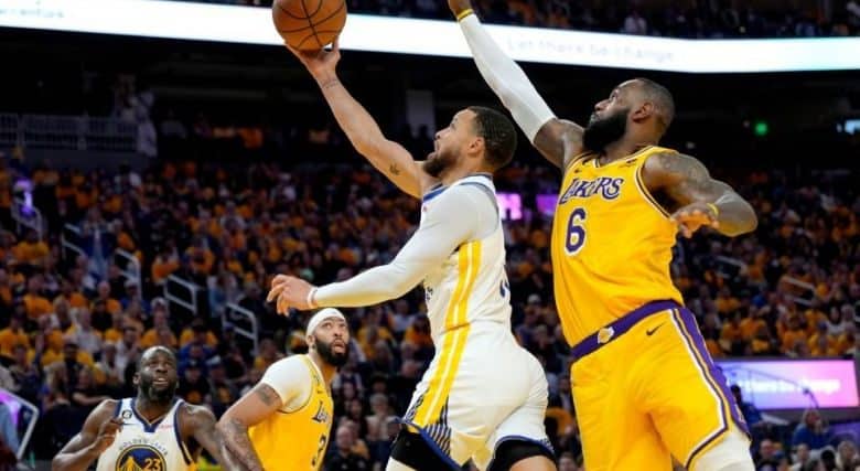 اشهر لاعبين كرة السلة1