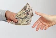 تفسير حلم إعطاء الميت نقود ورقية للمتزوجة 3 تفسير حلم إعطاء الميت نقود ورقية للمتزوجة