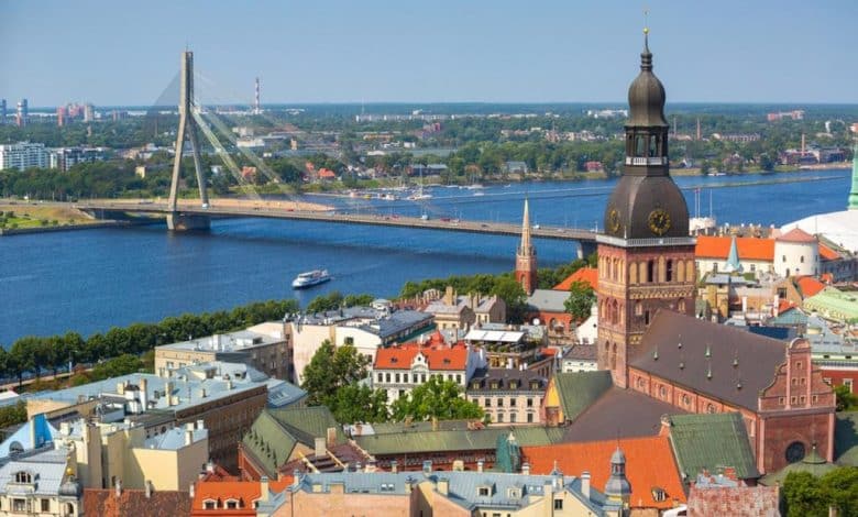 عاصمة لاتفيا وعملتها