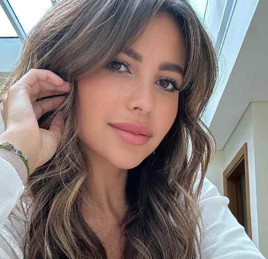كم عمر سارة مراد ويكيبيديا السيرة الذاتية