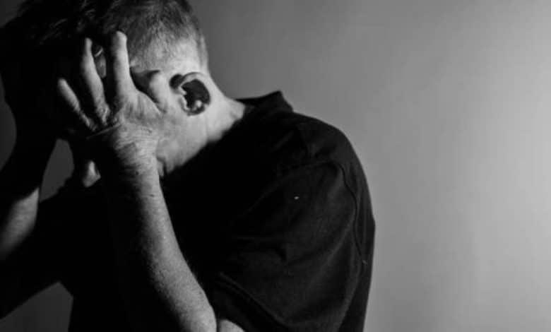 ما هي اعراض الاكتئاب وما هي أنواعه