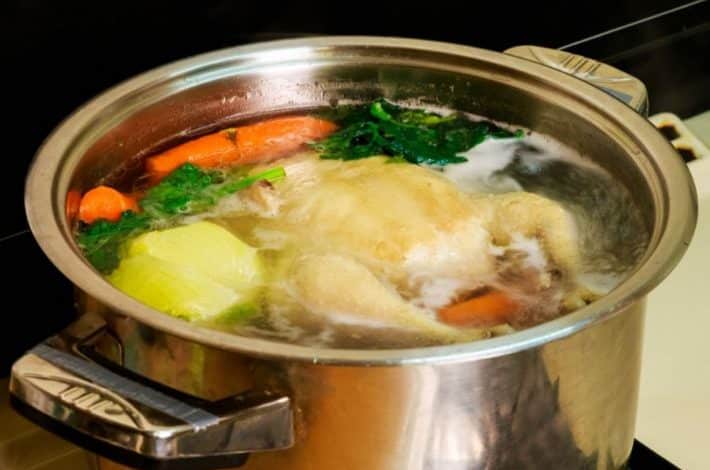 كم ياخذ الدجاج في قدر الضغط وكيف اعرف انه استوى