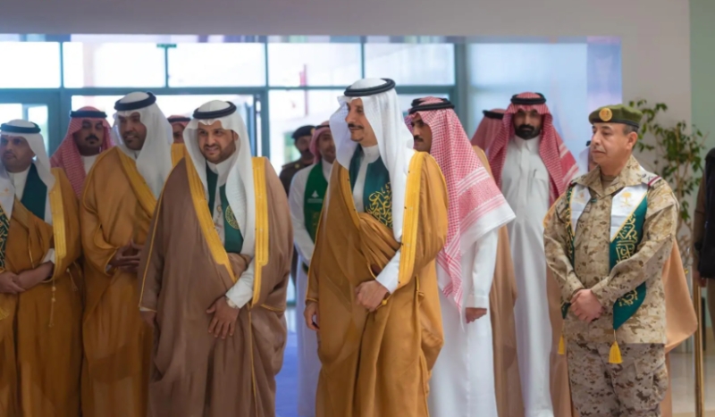 عبدالرحمن بن عبدالله يشرف على احتفال جامعة حفر الباطن باليوم الوطني 1 2459978.pngw800q100fjpg