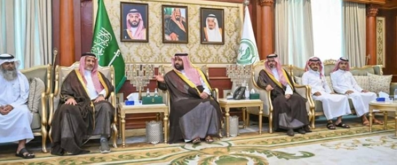 تقدير أمير جازان لتضحية أسرة المالكي بالتنازل عن قاتل أخيهم 1 2484469.jpgw800q100fjpg