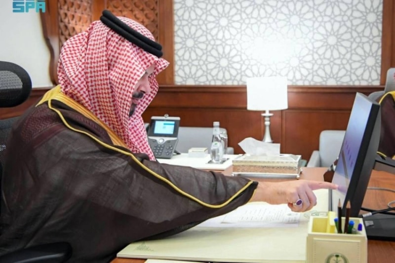 إطلاق مشروع "الحافلة المتنقلة الذكية" من قبل أمير المدينة 1 2484470.jpgw800q100fjpg