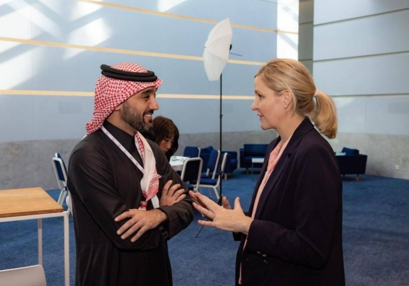 لقاء بين الفيصل ورئيس الأولمبية الدولية في اجتماع لجنة الشراكات التجارية 1 2485248.jpgw800q100fjpg