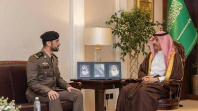 استقبال محافظ حفر الباطن لقائد القوات الخاصة لأمن الطرق في المنطقة 10 2489025.jpgw800q100fjpg