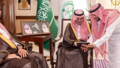 نائب أمير مكة يُطلق مبادرة "بيتك بيتنا" ويجتمع مع رئيس اتحاد الغرف 10 2489214.jpgw800q100fjpg