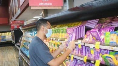 بلدية الدمام تنفذ 1100 جولة رقابية على منشآت غذائية وتضبط شقة لتخزين اللحوم بشكل غير قانوني 7 2493051.jpgw800q100fjpg